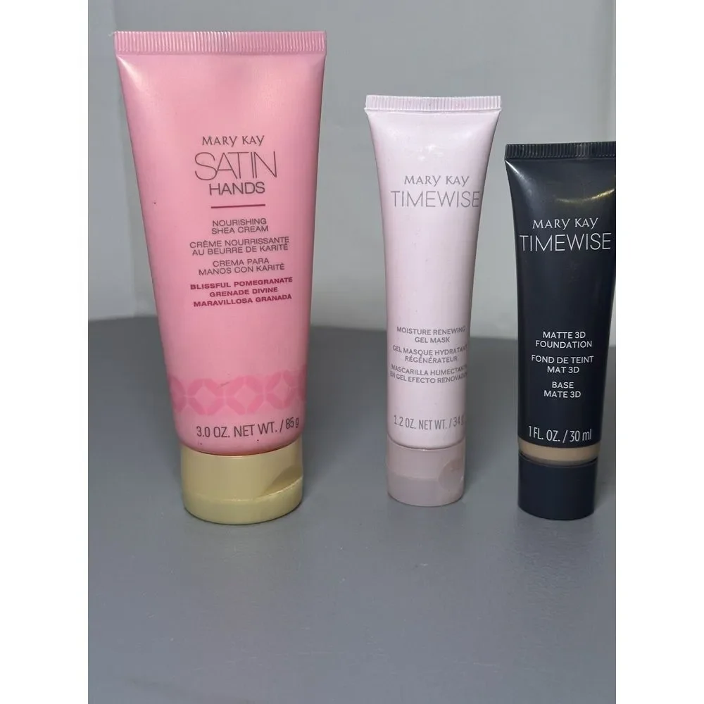 Set Of 3 Mary Kay Timewise Luminous 3D Foundation,Satin Hands, Moisture Gel Mask